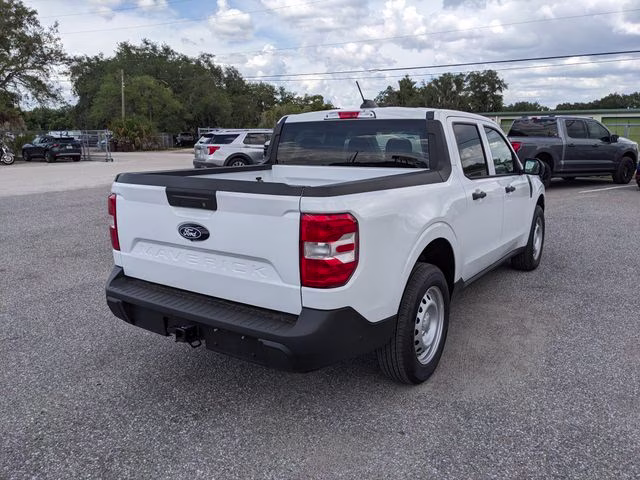 2026 Oxford White Ford Maverick XL FWD Truck