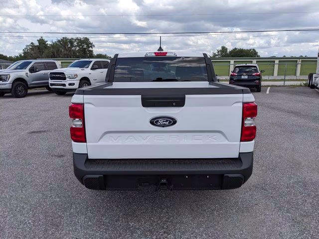 2026 Oxford White Ford Maverick XL FWD Truck