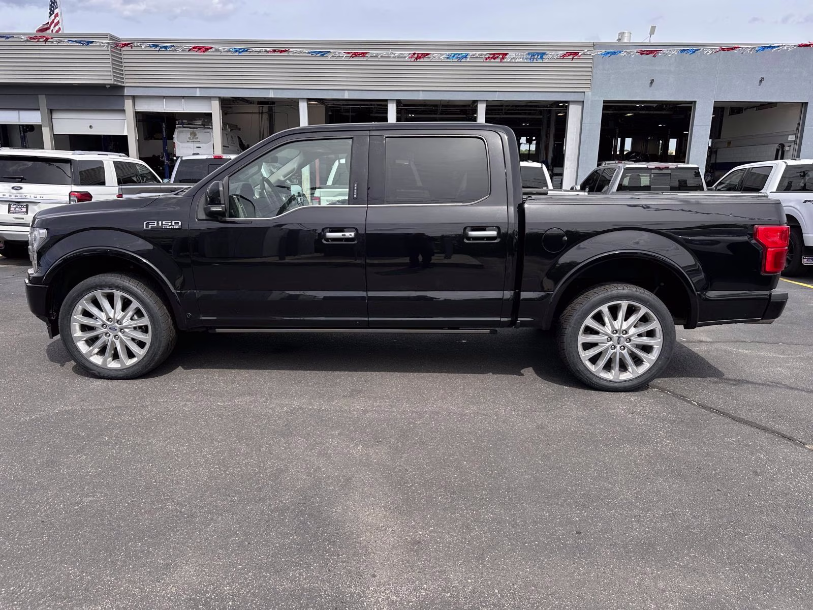 2020 Agate Black Metallic Ford F-150 Limited 4WD SuperCrew 5.5' Box 4X4 Truck