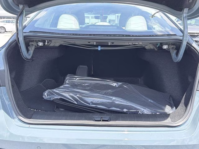 2026 Atlantic Gray Metallic Nissan Sentra SL FWD Sedan