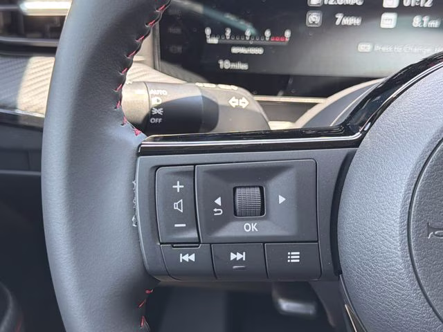 2026 Scarlet Ember Tintcoat Nissan Kicks SR AWD SUV