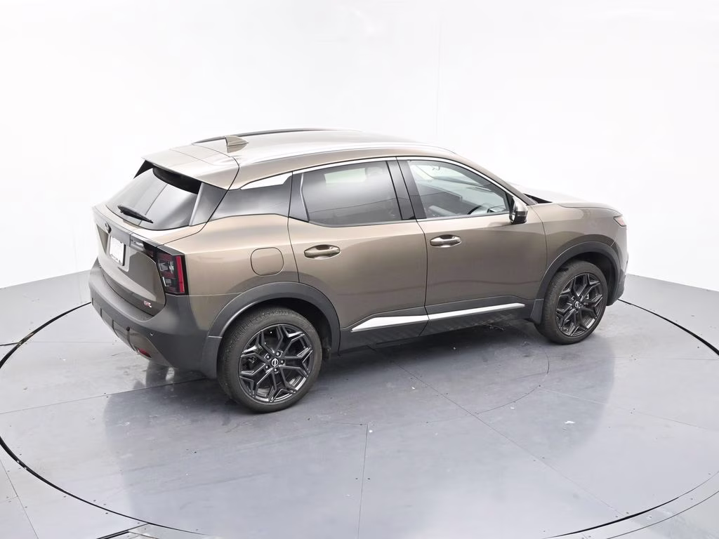 2025 Canyon Bronze Metallic Nissan Kicks SR FWD SUV