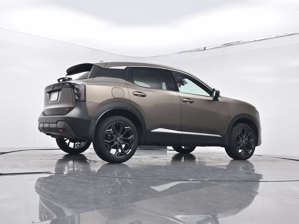 2025 Canyon Bronze Metallic Nissan Kicks SR FWD SUV