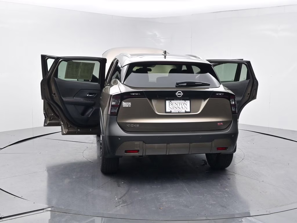 2025 Canyon Bronze Metallic Nissan Kicks SR FWD SUV