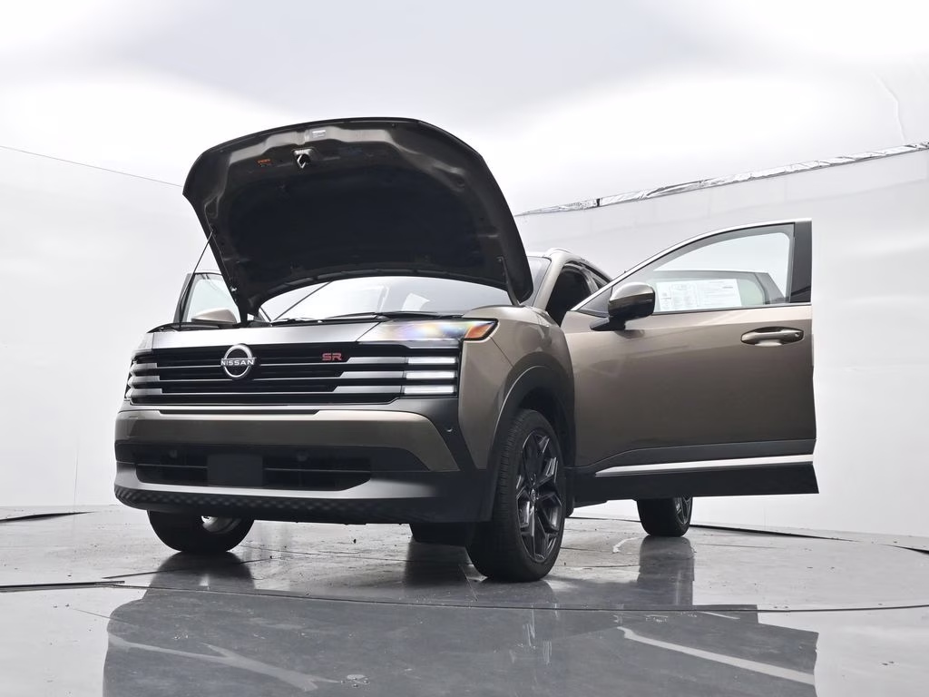 2025 Canyon Bronze Metallic Nissan Kicks SR FWD SUV