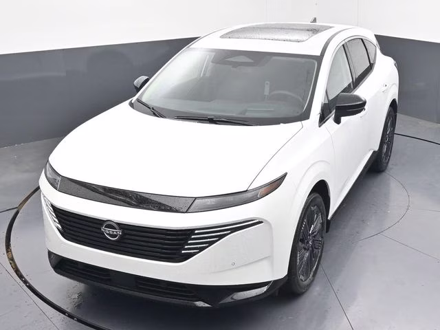 2026 Everest White Pearl Tricoat Nissan Murano Platinum AWD SUV
