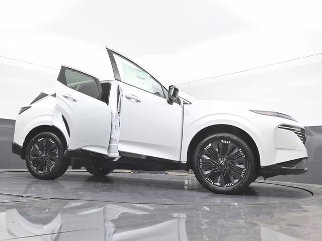 2026 Everest White Pearl Tricoat Nissan Murano Platinum AWD SUV