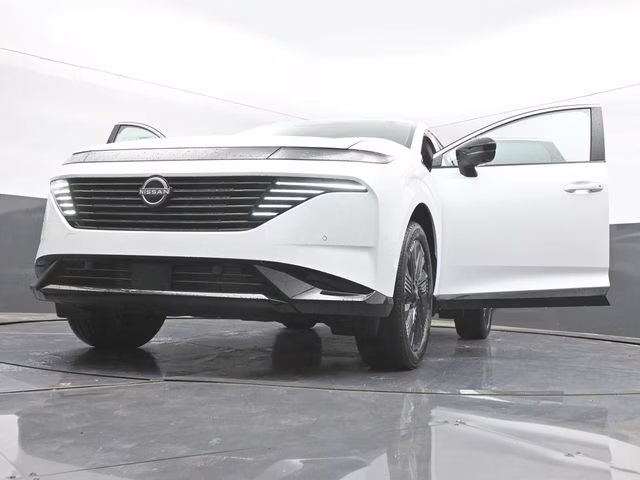 2026 Everest White Pearl Tricoat Nissan Murano Platinum AWD SUV
