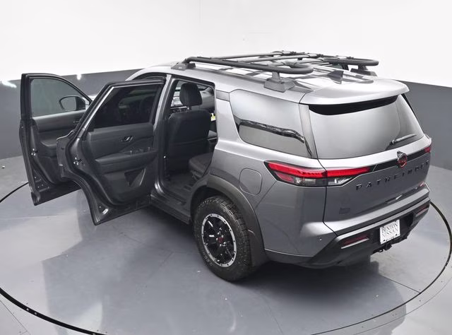2026 Gun Metallic Nissan Pathfinder Rock Creek 4X4 SUV