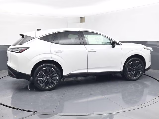 2026 Everest White Pearl Tricoat Nissan Murano Platinum AWD SUV