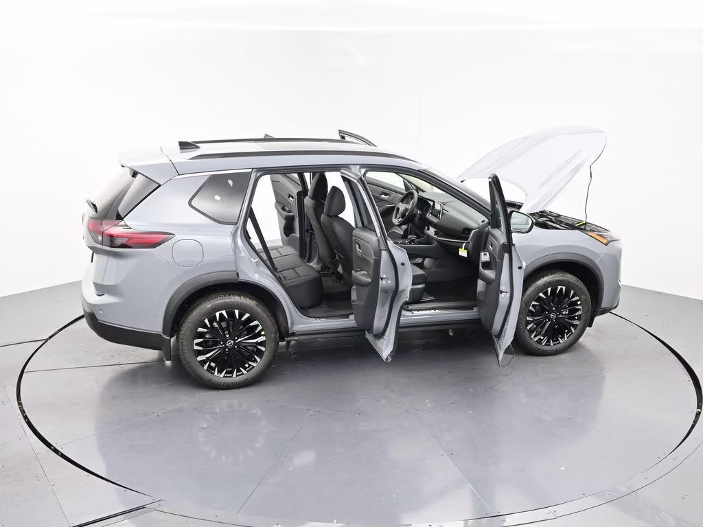 2026 Boulder Gray Pearl Nissan Rogue Dark Armor FWD SUV