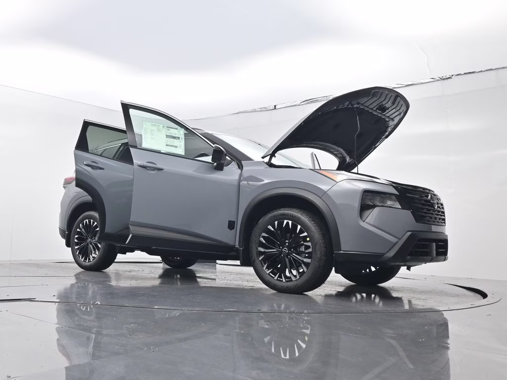 2026 Boulder Gray Pearl Nissan Rogue Dark Armor FWD SUV