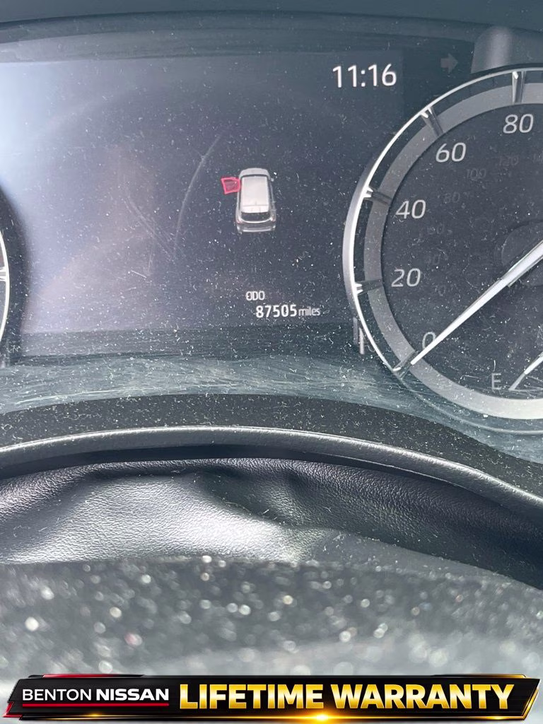 2020 Blue Toyota Highlander XLE FWD SUV