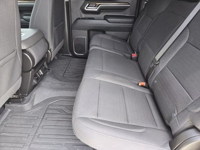 2024 Summit White GMC Sierra 1500 SLE 4X4 Truck
