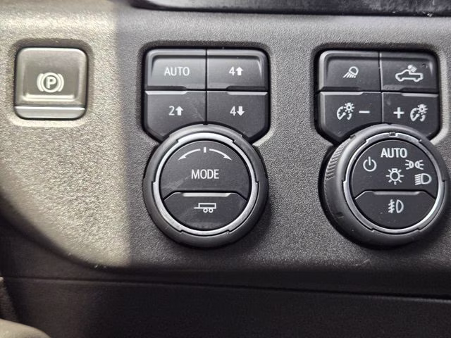 2022 Summit White Chevrolet Silverado 1500 LTZ 4X4 Truck