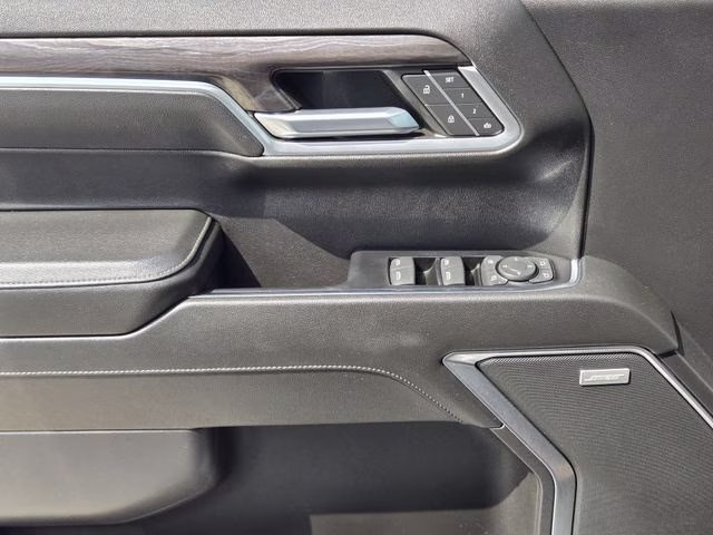 2022 Summit White Chevrolet Silverado 1500 LTZ 4X4 Truck