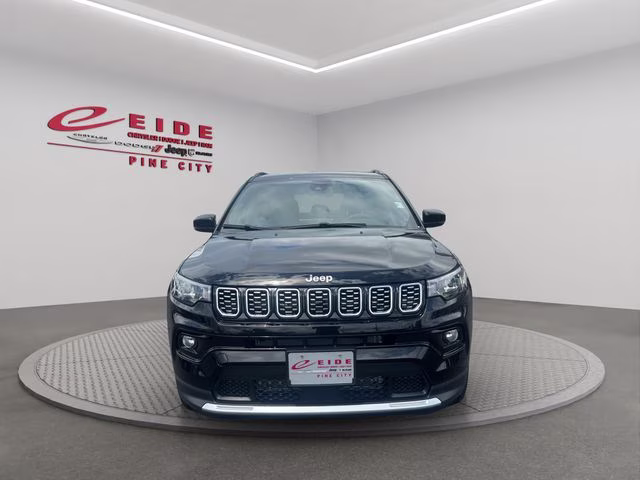 2026 Diamond Black Crystal Pearlcoat Jeep Compass Limited 4X4 SUV