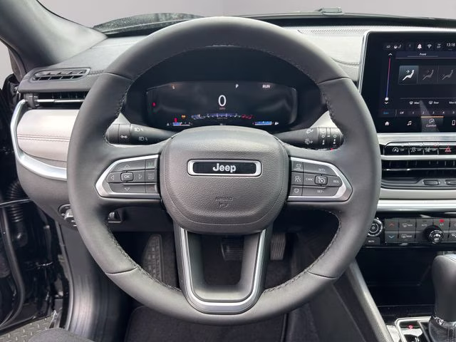 2026 Diamond Black Crystal Pearlcoat Jeep Compass Limited 4X4 SUV