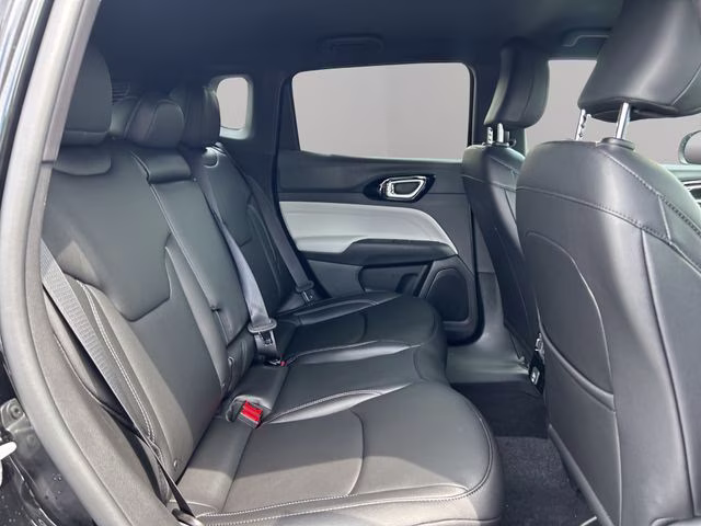 2026 Diamond Black Crystal Pearlcoat Jeep Compass Limited 4X4 SUV