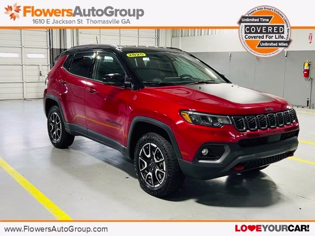 2025 Red Hot Pearlcoat Jeep Compass Trailhawk 4X4 SUV