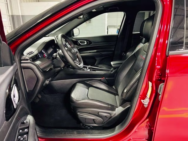 2025 Red Hot Pearlcoat Jeep Compass Trailhawk 4X4 SUV
