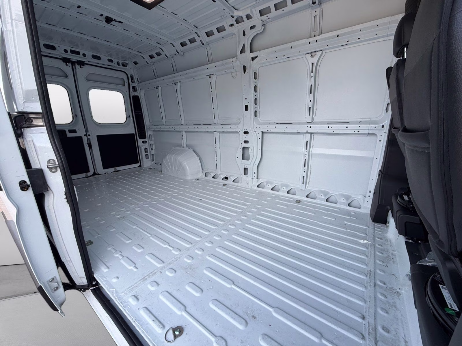 2026 Bright White Clearcoat Ram ProMaster 3500 High Roof FWD Van