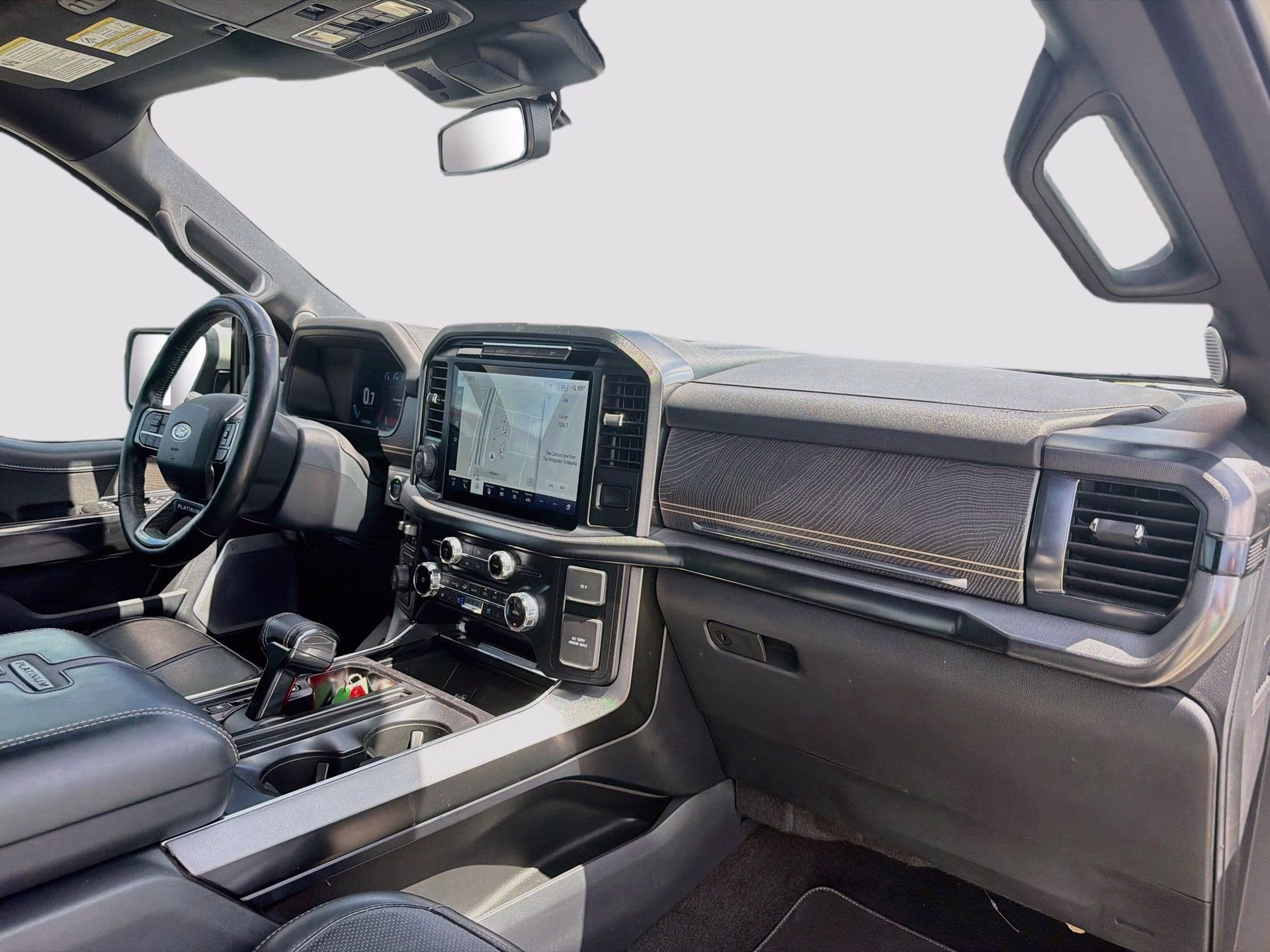 2022 Star White Metallic Tri-Coat Ford F-150 Platinum 4X4 Truck