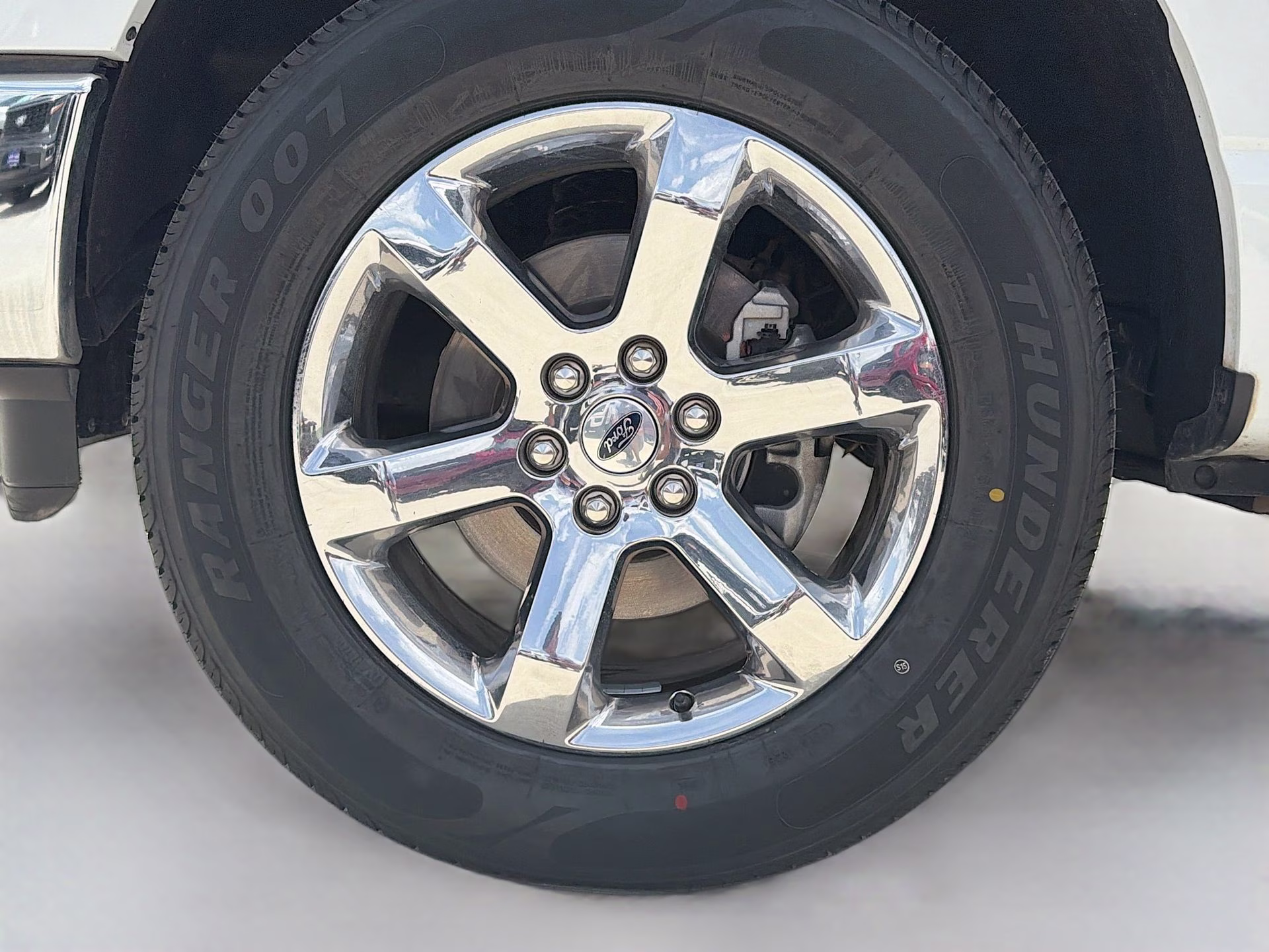 2021 Oxford White Ford F-150 XLT 4X4 Truck
