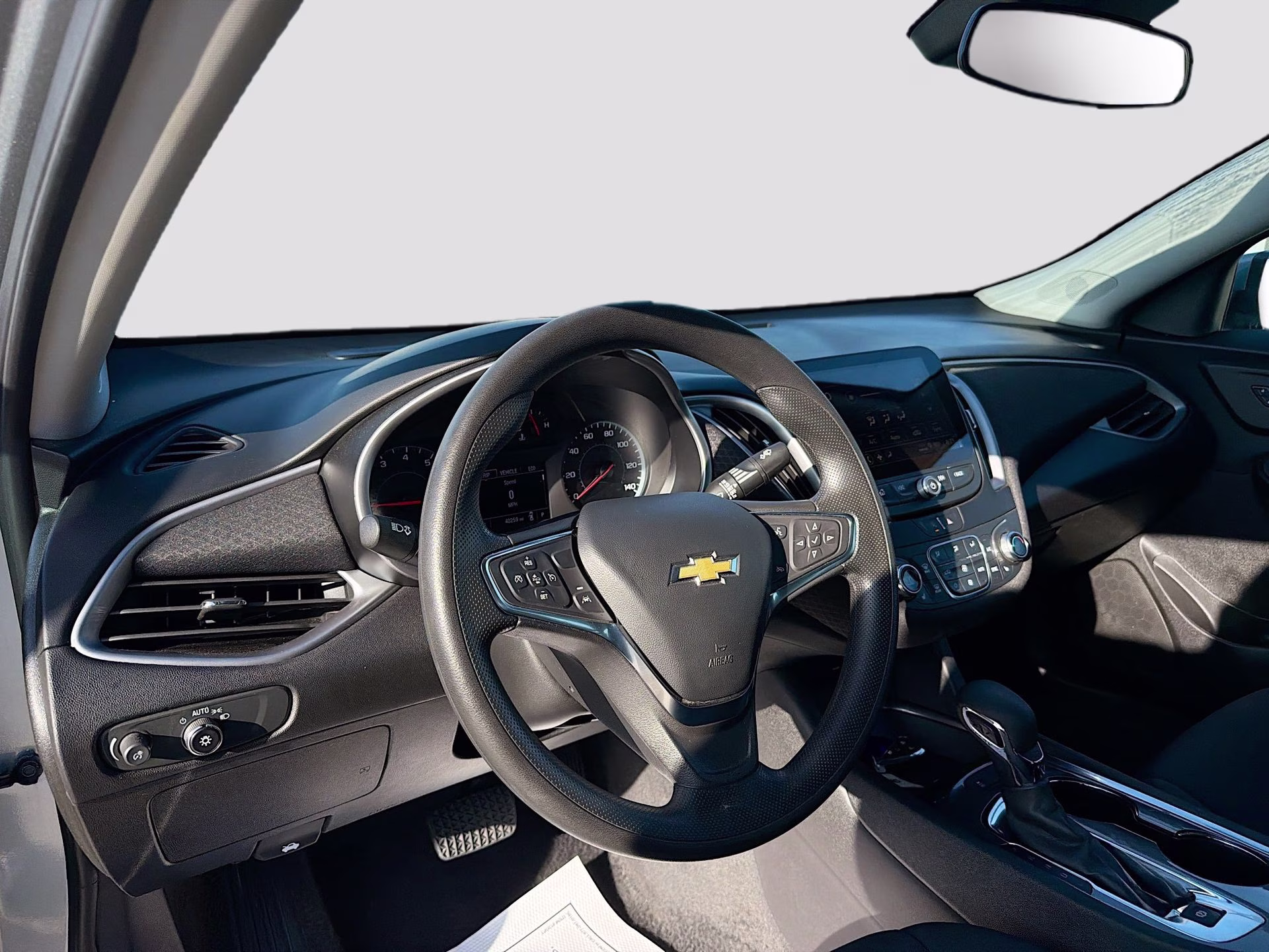 2025 Sterling Gray Metallic Chevrolet Malibu LT FWD Sedan