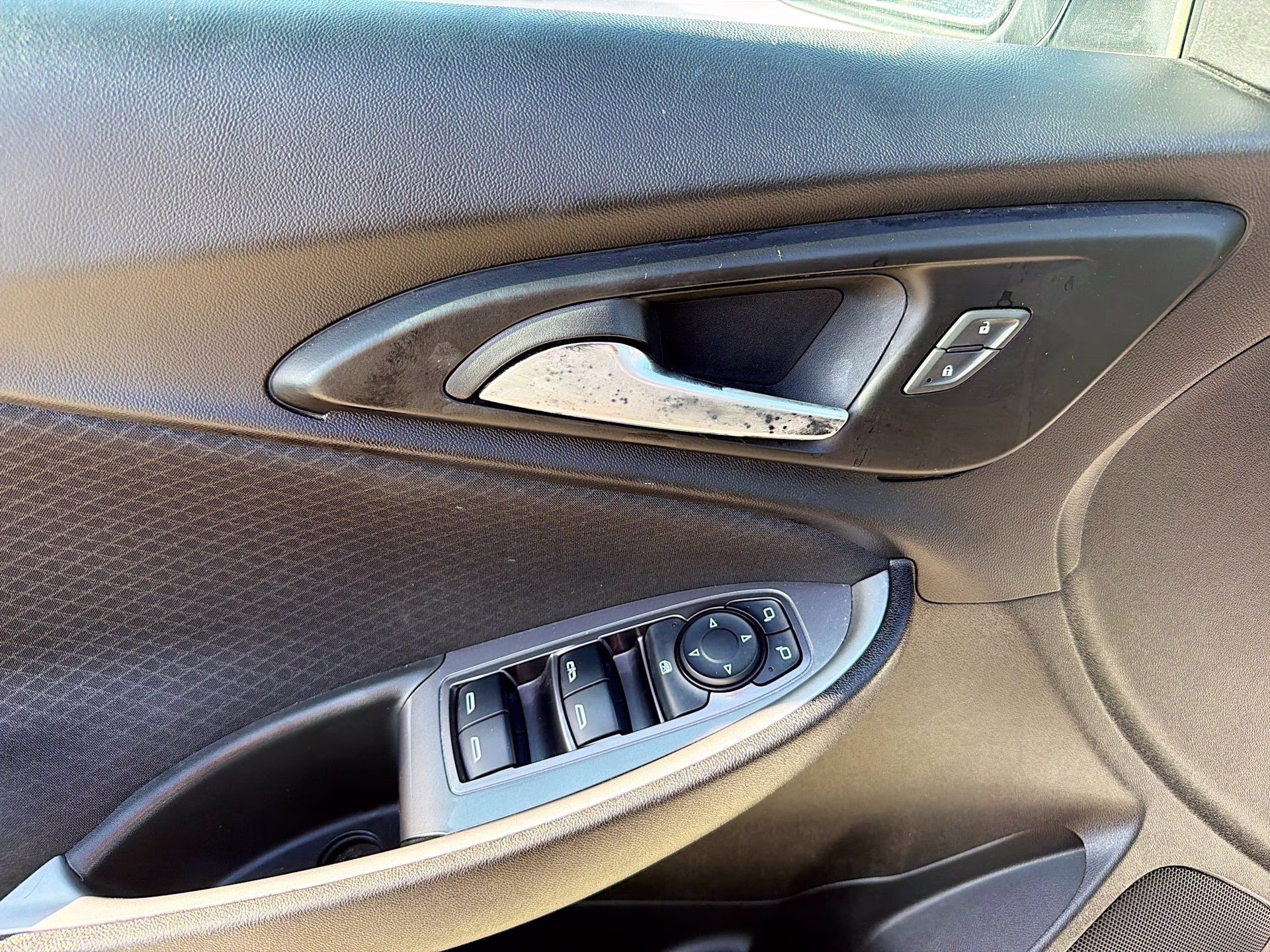 2025 Sterling Gray Metallic Chevrolet Malibu LT FWD Sedan