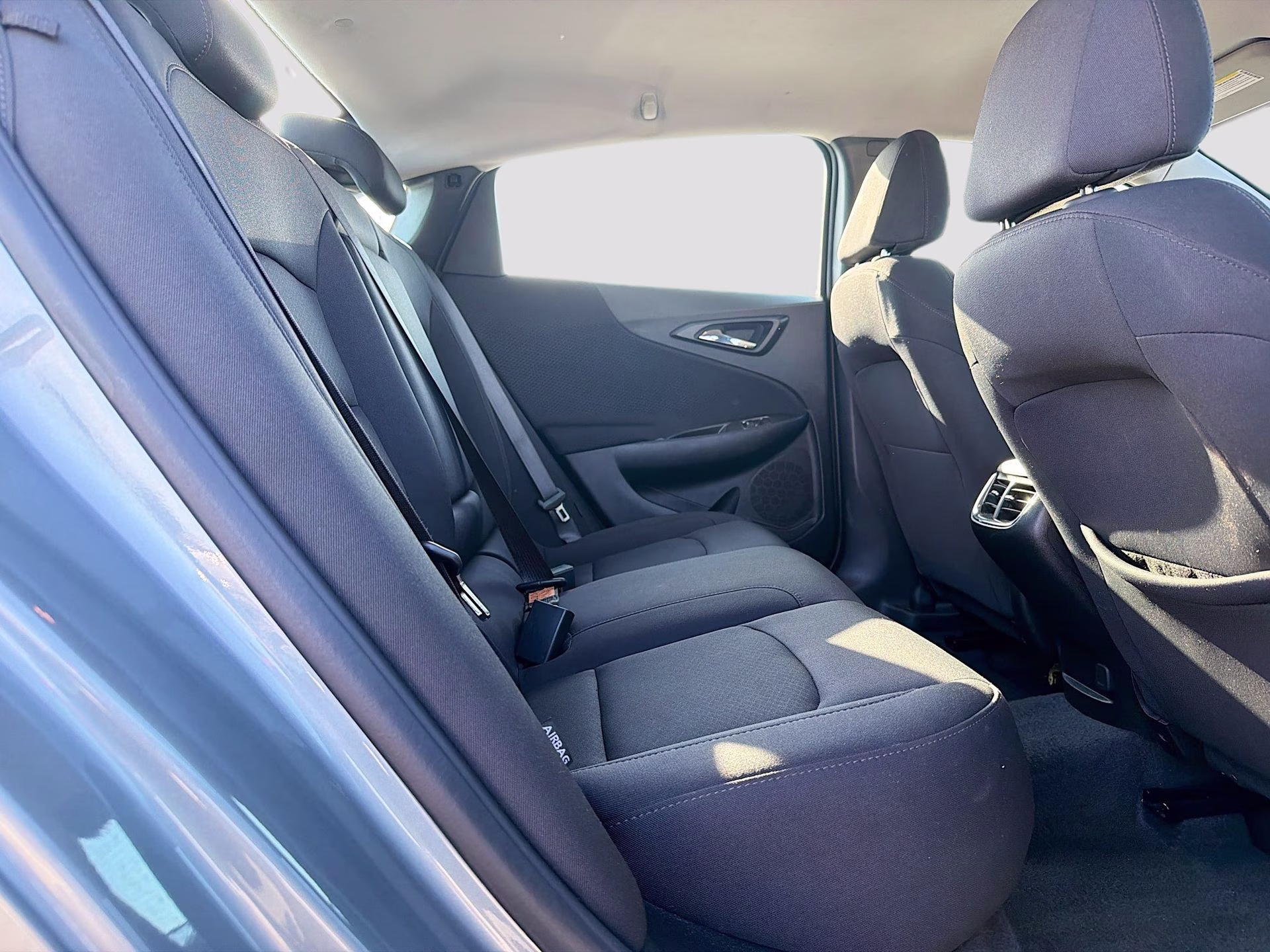 2025 Sterling Gray Metallic Chevrolet Malibu LT FWD Sedan