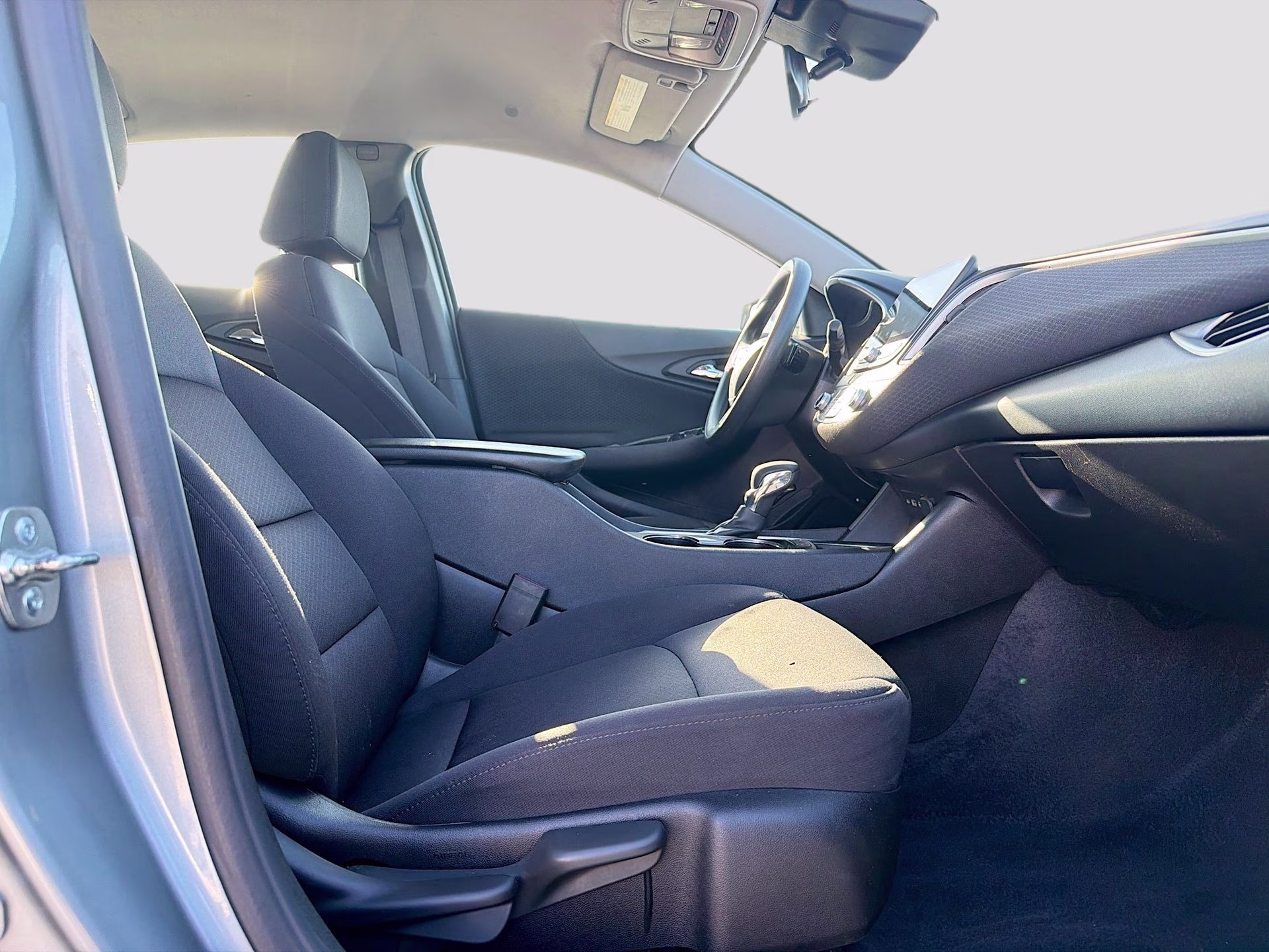 2025 Sterling Gray Metallic Chevrolet Malibu LT FWD Sedan