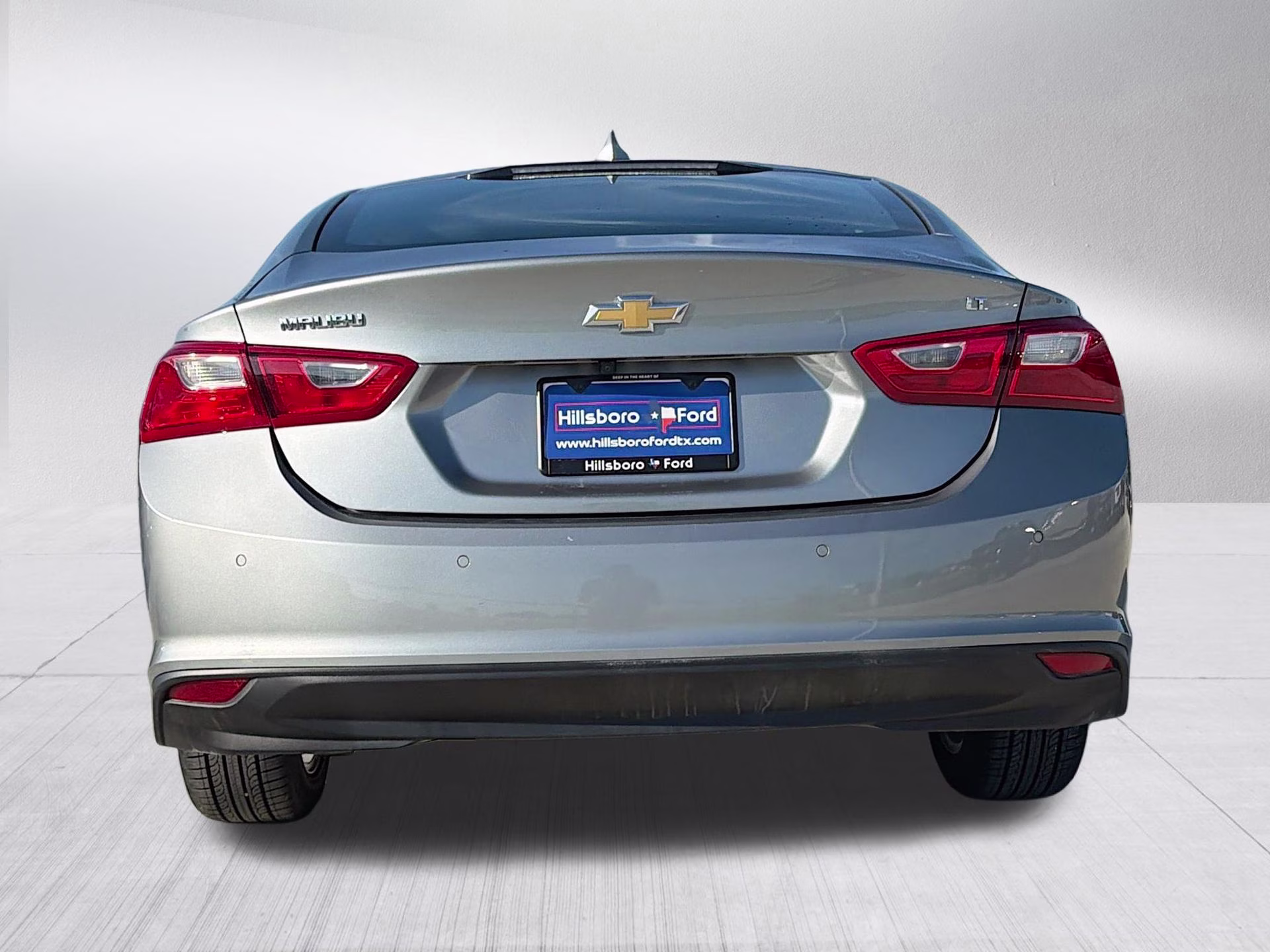 2025 Sterling Gray Metallic Chevrolet Malibu LT FWD Sedan