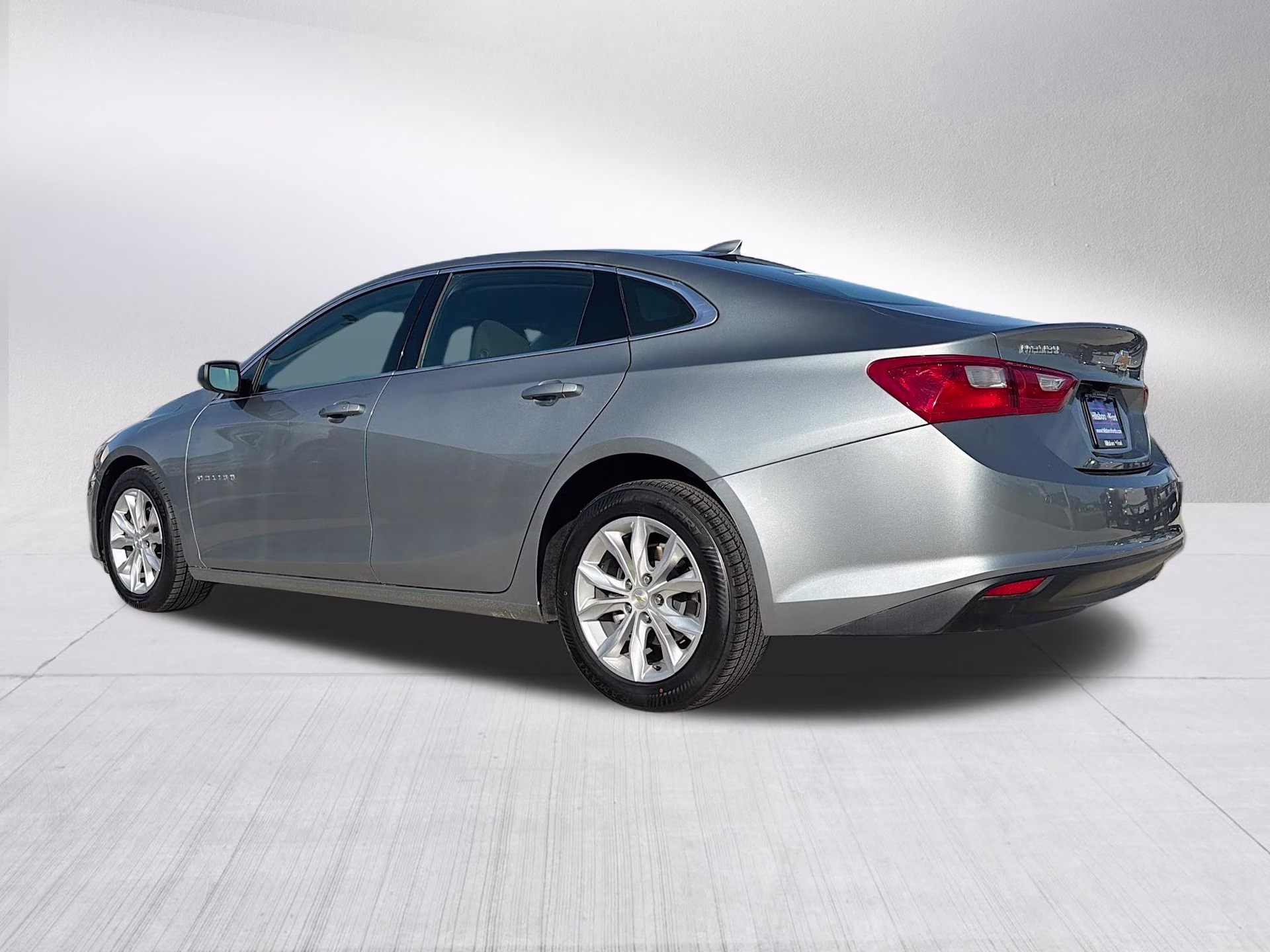 2025 Sterling Gray Metallic Chevrolet Malibu LT FWD Sedan