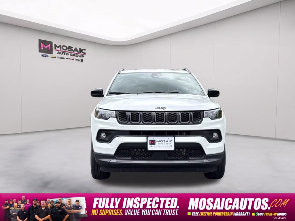 2025 Bright White Clearcoat Jeep Compass Latitude 4X4 SUV