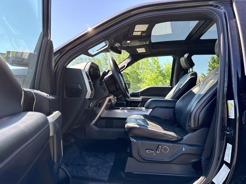 2019 Ford Super Duty F-250 SRW Platinum 4X4 Truck