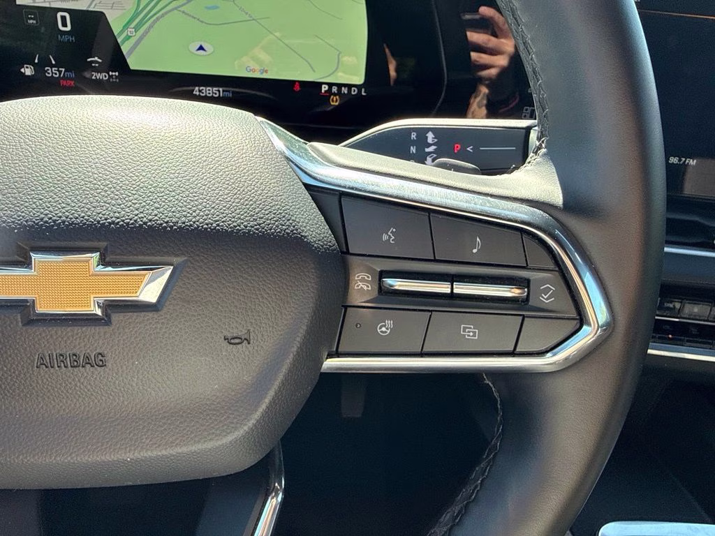 2025 Sterling Gray Metallic Chevrolet Equinox LT AWD SUV