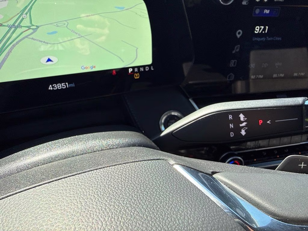 2025 Sterling Gray Metallic Chevrolet Equinox LT AWD SUV