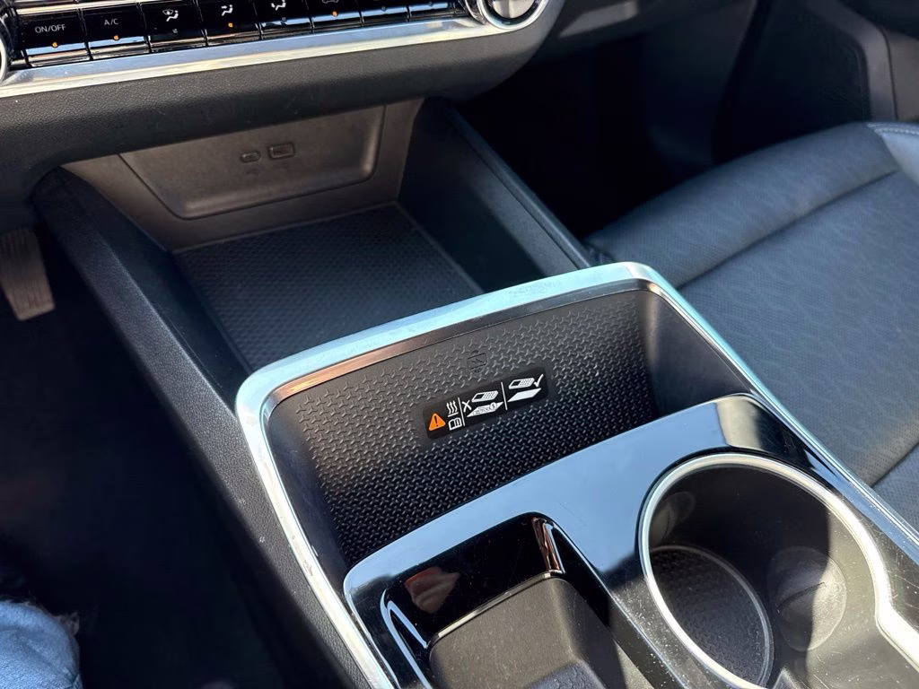 2025 Sterling Gray Metallic Chevrolet Equinox LT AWD SUV