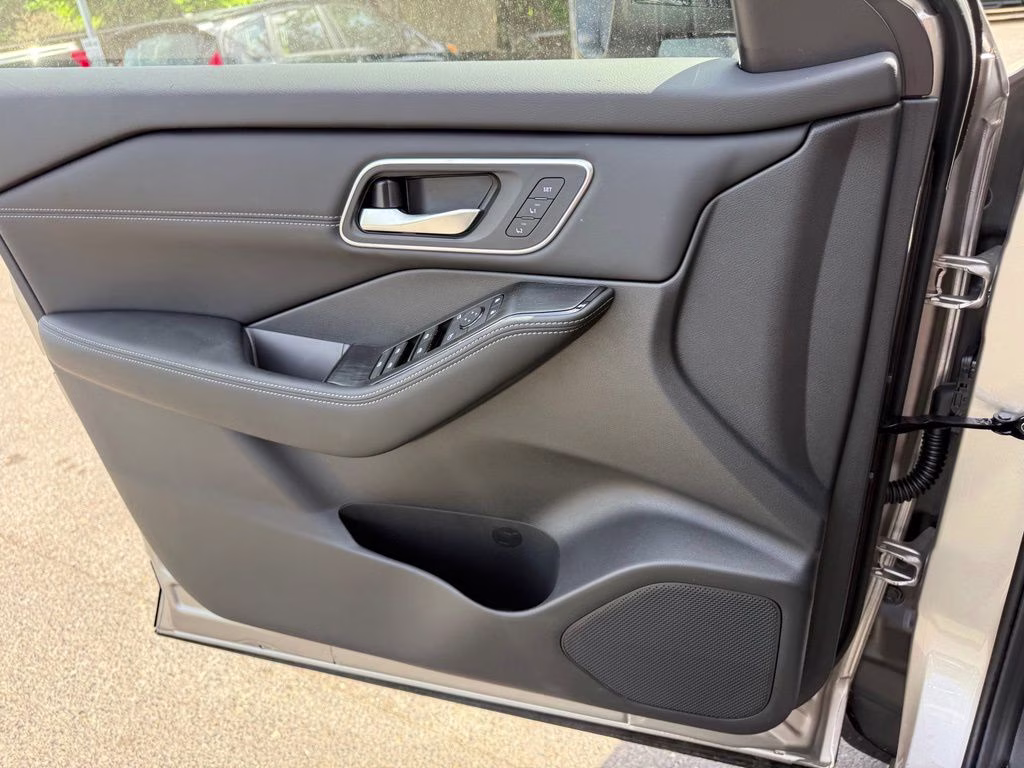 2026 Champagne Silver/Black Nissan Rogue Platinum AWD SUV
