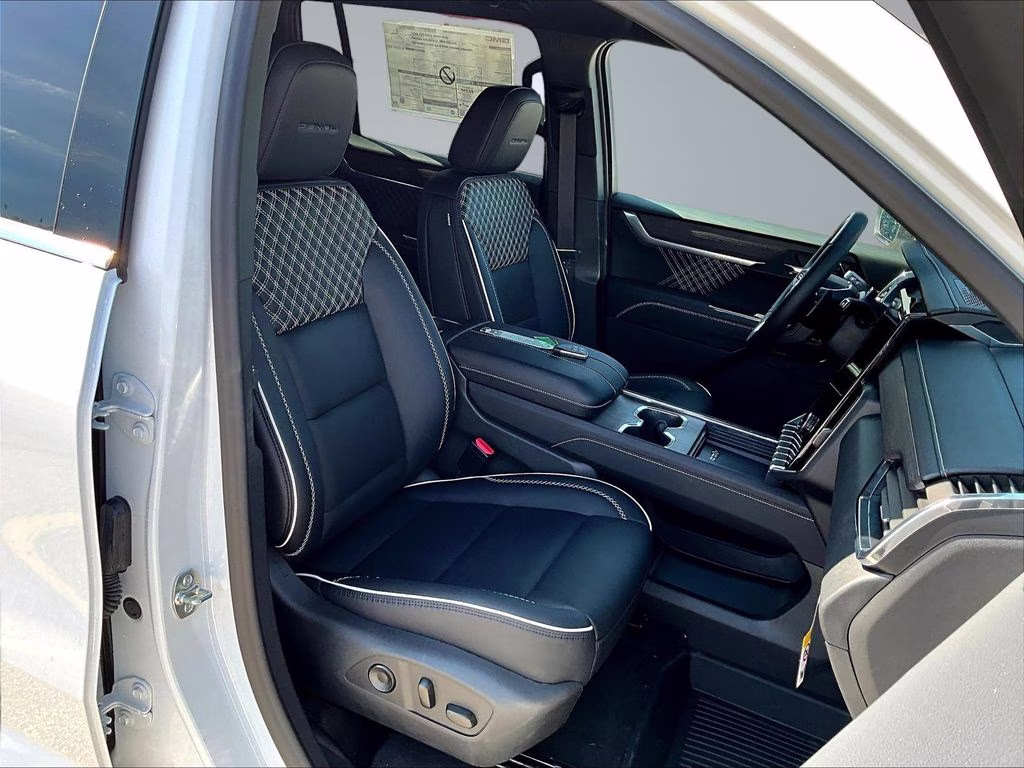 2026 Summit White GMC Acadia Denali AWD SUV