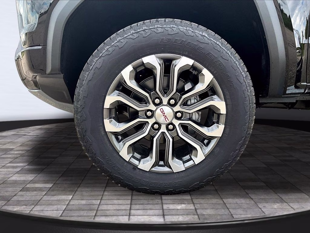2026 Onyx Black GMC Canyon Denali 4X4 Truck