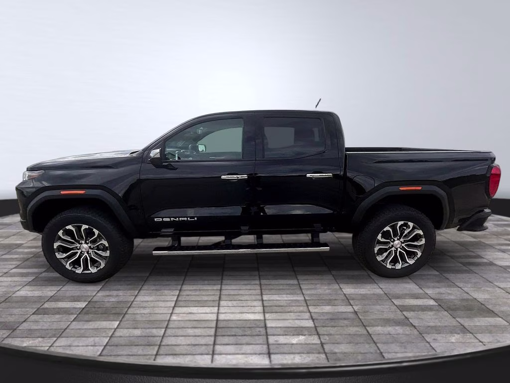 2026 Onyx Black GMC Canyon Denali 4X4 Truck
