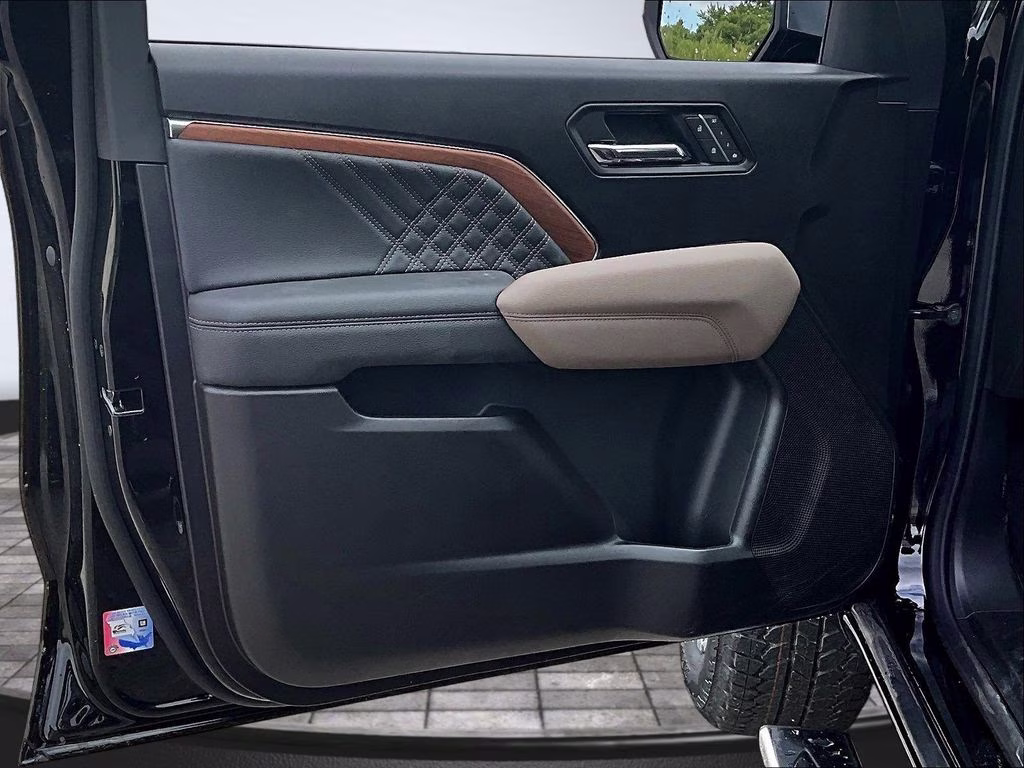 2026 Onyx Black GMC Canyon Denali 4X4 Truck