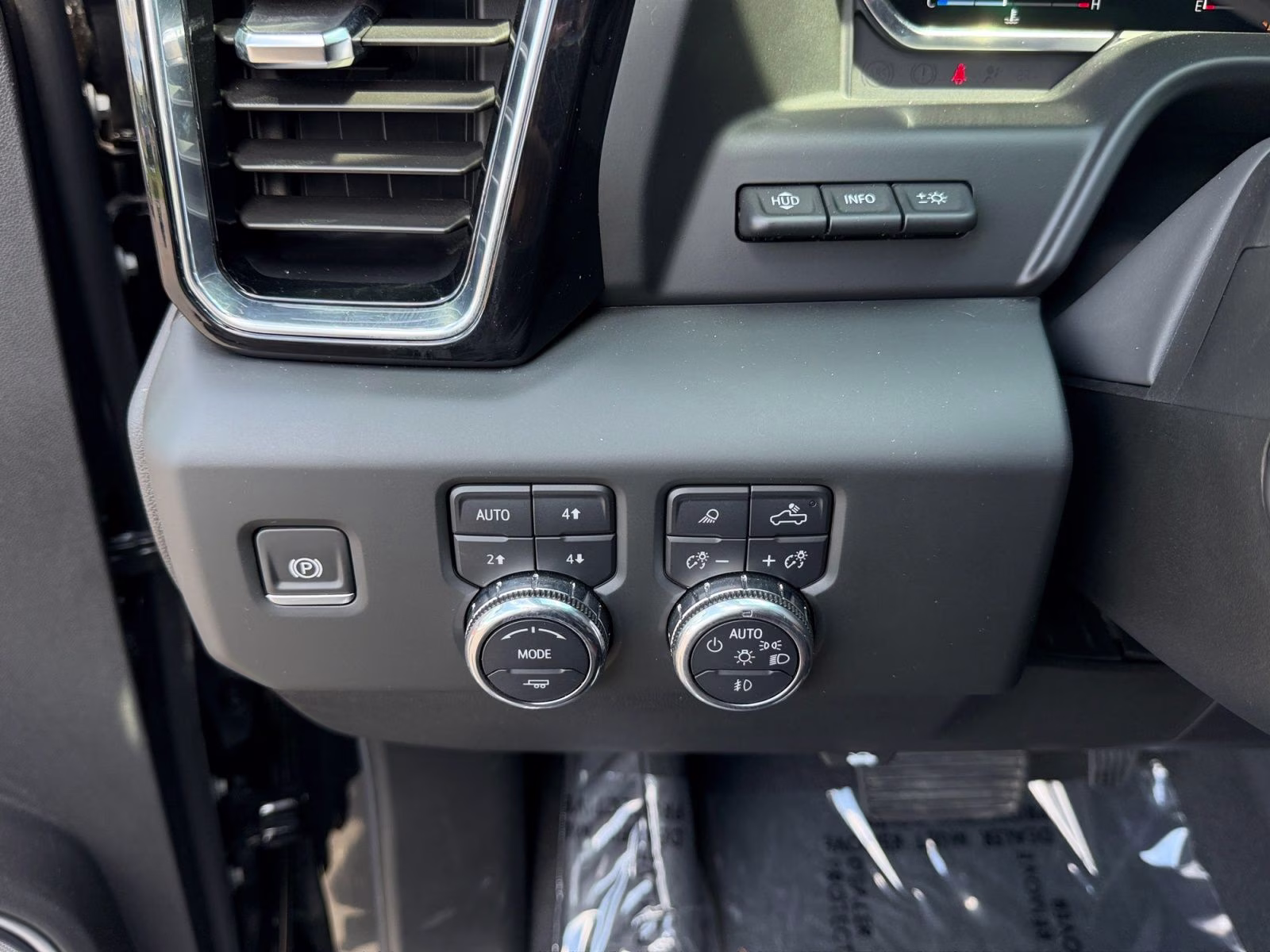 2024 Black GMC Sierra 1500 Denali Ultimate 4X4 Truck