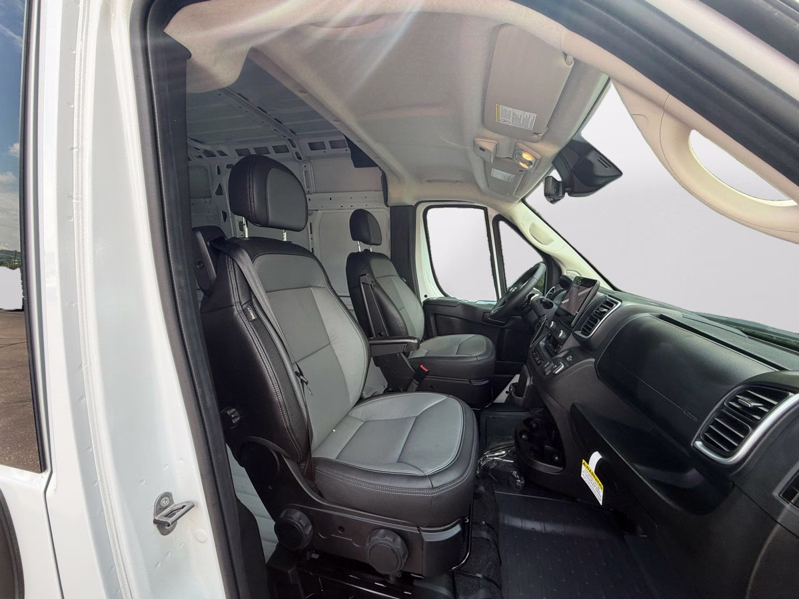 2026 Bright White Clearcoat Ram ProMaster 3500 High Roof FWD Van