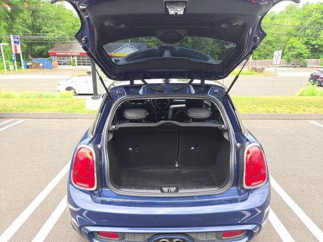 2015 Deep Blue Metallic MINI Cooper S Base FWD Hatchback