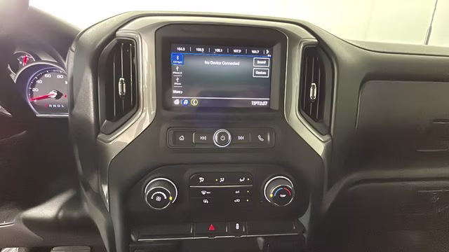 2022 Summit White Chevrolet Silverado 2500HD Custom 4X4 Truck