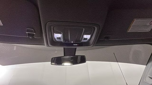 2022 Summit White Chevrolet Silverado 2500HD Custom 4X4 Truck