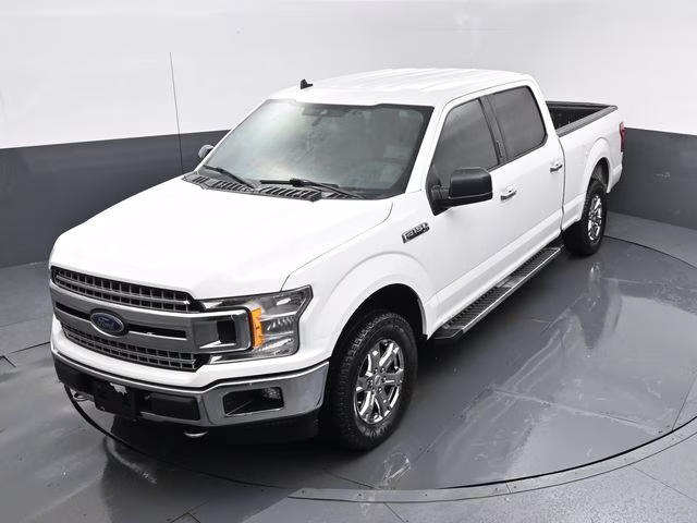 2019 White Ford F-150 4X4 Truck